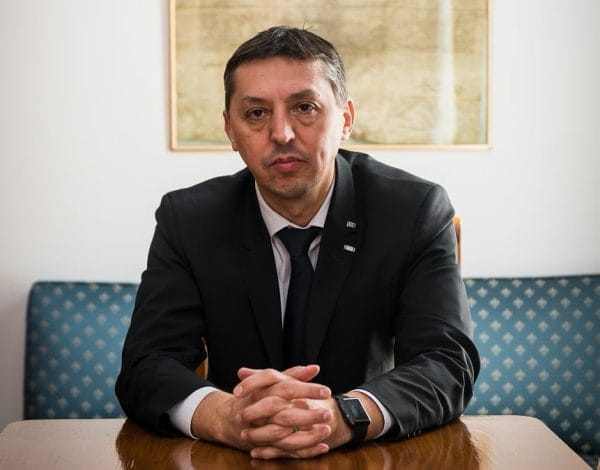 Daniel David: "Nu cred că vor fi şcolile goale" 9 Daniel David Foto ubbcluj ro e1753281147577