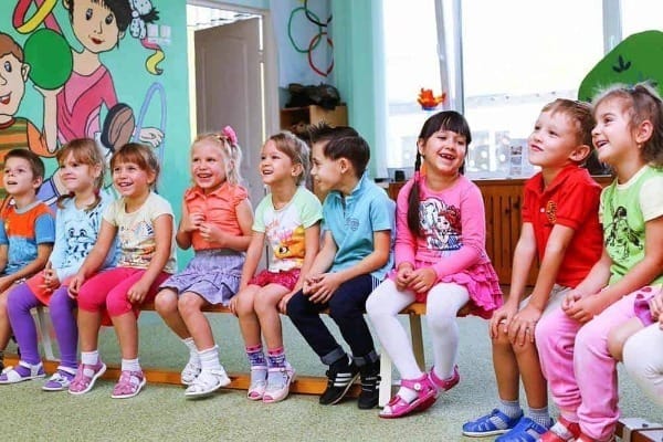 Pregătirea copiilor pentru creșă și grădiniță 10 copii la gradinita
