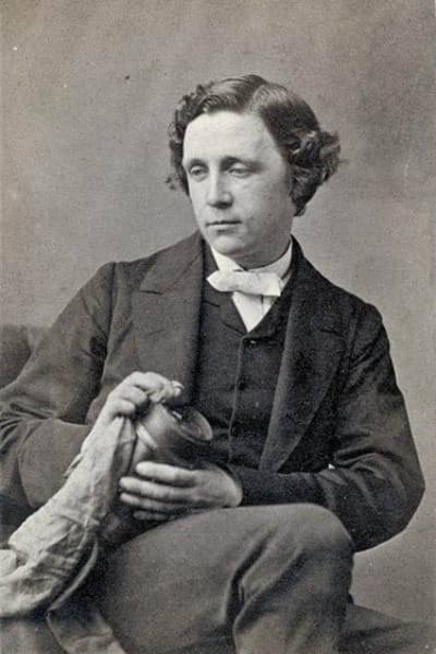 Scriitorul zilei - Lewis Carroll 14 My project 1 1