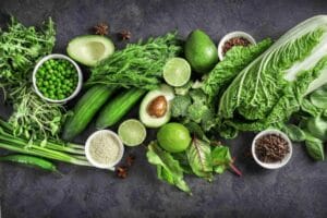 Remedii naturiste împotriva anemiei 1 legume verzi/doc.ro