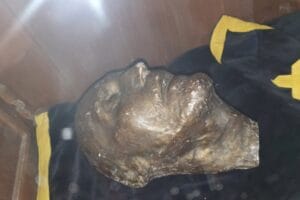 Noul sezon expozițional al MNAC 2 masca mortuara a lui Eminescu/ wikipedia