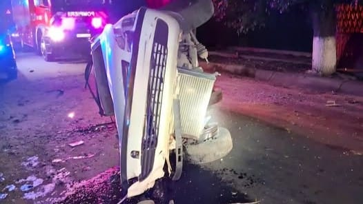 Accident grav la Brăniștari: cinci oameni răniți, mașină răsturnată în mijlocul drumului 3 555446475 827316429649240 4650878917717502734 n