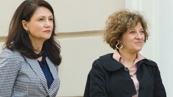 Carmen Uscatu o critică public pe Oana Gheorghiu: „Vulnerabilizează Asociația Dăruiește Viață. Donatorii se retrag” 10 Fotografie cu Oana Gheorghiu și Carmen Uscatu, cofondatoarele Asociației Dăruiește Viață, în contextul tensiunilor apărute după numirea Oanei Gheorghiu în Guvern.