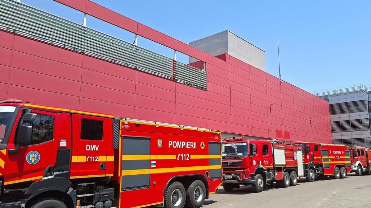 Explozie de butelie într-un apartament din Buftea.