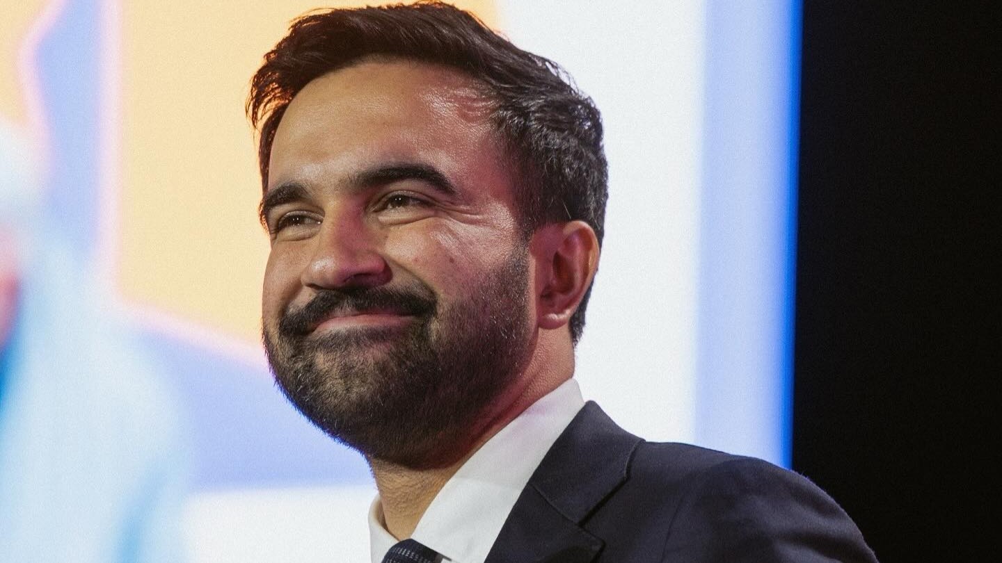 Zohran Kwame Mamdani, noul primar al orașului New York, după victoria istorică din 2025