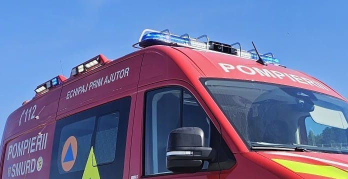Explozie urmată de incendiu într-un bloc de locuințe din municipiul Balș, județul Olt 9 Explozie bloc locuinte Balș Olt, pompieri ISU, victime arsuri, intervenție ambulanțe, Plan Roșu