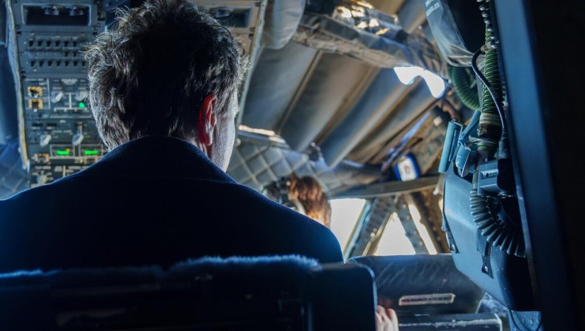 Aeronavă militară românească Spartan escortată în spațiul aerian elvețian