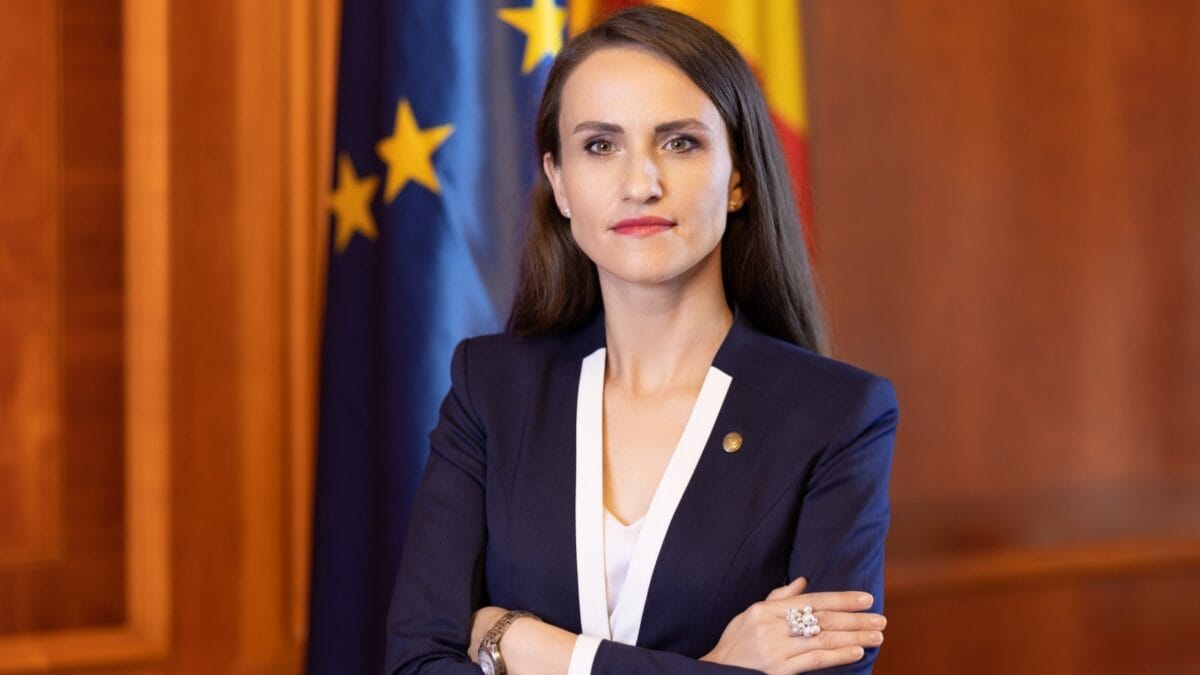 Oana Țoiu - Ministrul Afacerilor Externe