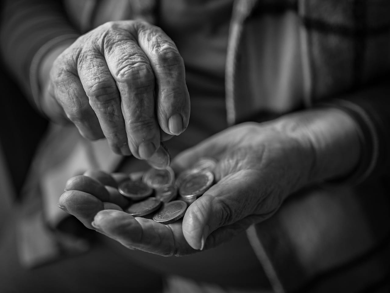 PSD propune ajutoare pentru pensionari în bugetul pe 2026: cine ar urma să primească până la 1.000 de lei 2 Ajutoare pentru pensionari 2026