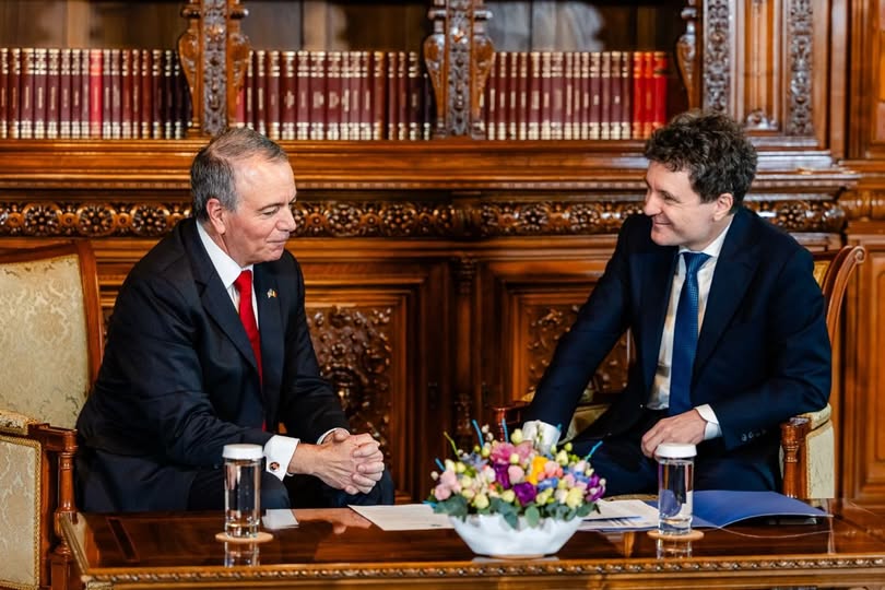 ambasadorul SUA Darryl Nirenberg