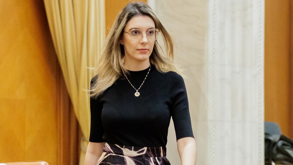 Diana Buzoianu a anunțat depunerea proiectului de lege privind hărțuirea sexuală.