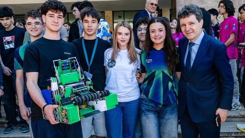 nicusor dan robotica