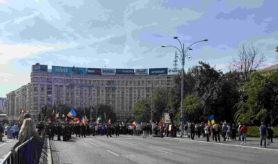 Protestul fermierilor degenerează în București: tensiuni cu jandarmii în Piața Victoriei 1 WhatsApp Image 2026 09 15 at 12.24.44 3 1 e1789466484397